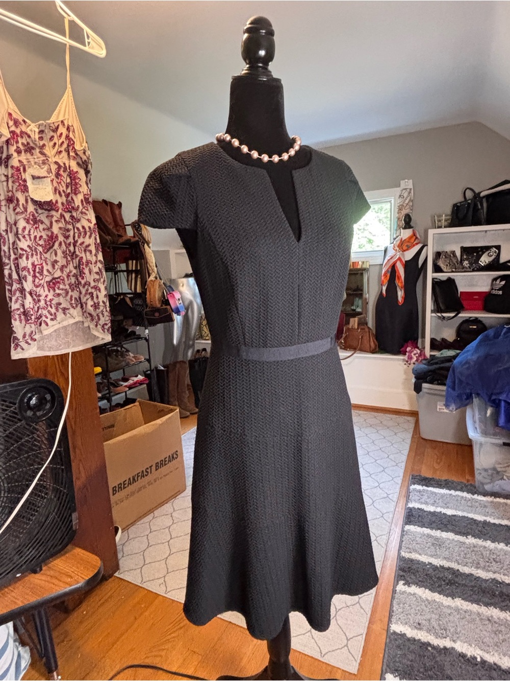 Rebecca Taylor Black Textured Fit & Flare Dress Sz 4 Classic Little Black Dress - Picture 5 of 8